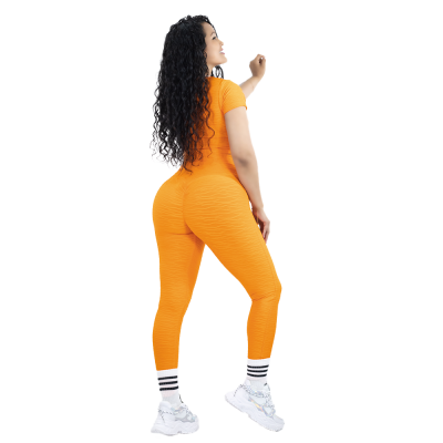 Leggin Texturizado Control de Abdomen Con Push Up + Crop Top