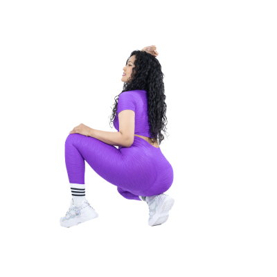 Leggin Texturizado Control de Abdomen Con Push Up + Crop Top