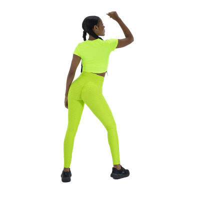 Leggin Texturizado Control de Abdomen Con Push Up + Crop Top