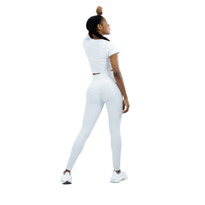 Leggin Texturizado Control de Abdomen Con Push Up + Crop Top